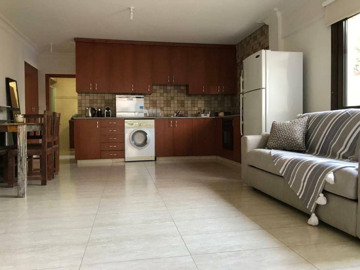Mystra Place Никосия Экстерьер фото